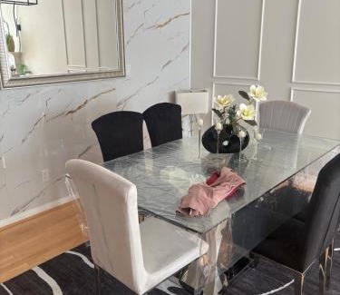 Delta House | UrbanVista Home