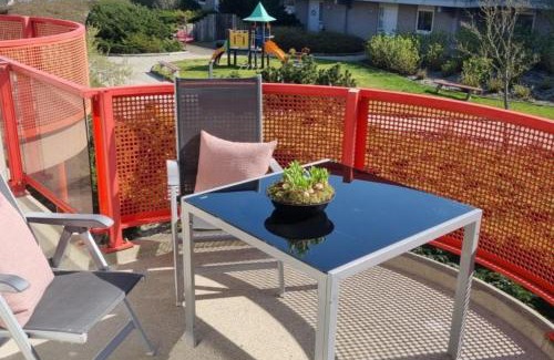 Municipality of Ameland Apartment | Urlaubsbrise 52 Ameland - schön eingerichtete Wohnung für bis zu 5 Personen - Balkon nach Süden ausgerichtet mit schönem Blick in den Innengarten