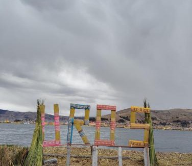 Puno Hotel | Uros Sky view lodge Perú