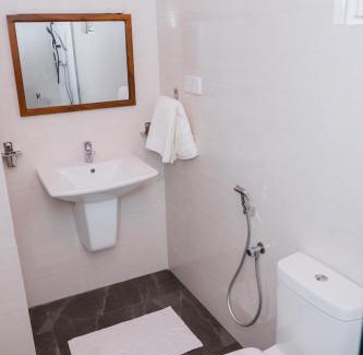 Nilaveli Hotel | US Cabanas