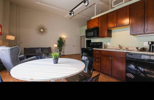 Downtown Denver Apartment | 850 m² Apartment ∙ 2 bedrooms ∙ 4 guests