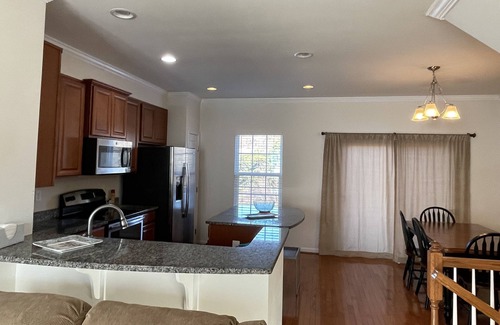Fontana House | UVA graduation rental located minutes from UVa. Two assigned parking spaces.