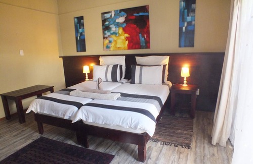 Windhoek Central Bed & Breakfast | Uzuri Guesthouse