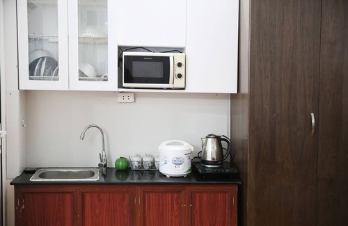 Trung Hoa Nhan Chinh Apartment | V-studio Hotel Apartment 2