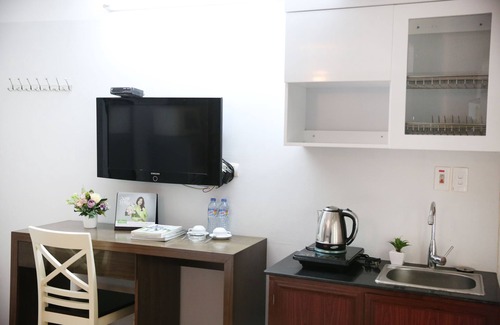 Trung Hoa Nhan Chinh Apartment | V-studio Hotel Apartment 2