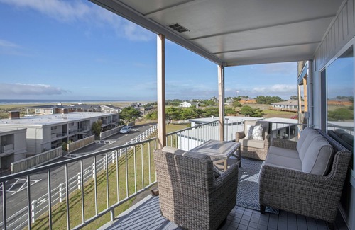 Gearhart Condo | V484 2 Bedroom 2nd Floor ADULTS ONLY, No Cleaning Fees