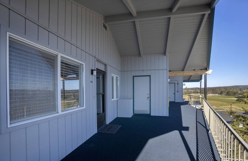 Gearhart Condo | V486 is a 2 bedroom fully equipped condo on the 3rd floor of Pacific View.