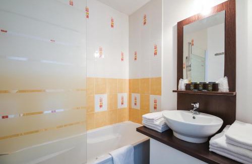 Les Sables d'Olonne Apartment | Vacancéole - Les Jardins de l'Amirauté