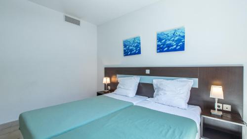 Cagnes-sur-Mer Apartment | Vacancéole - Résidence Le Crystal