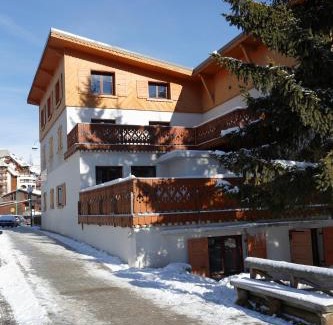 Les Deux Alpes Apartment | Vacancéole - Résidence L'Edelweiss