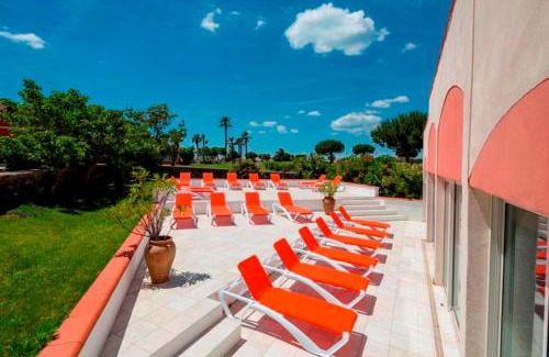 Cap d'Agde Apartment | Vacancéole - Résidence Le Palmyra Golf