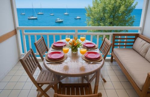 Trois-Ilets Apartment | Vacances pieds dans l'eau