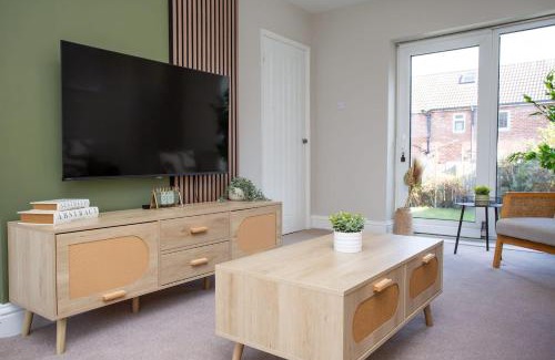 Chester-le-Street House | Vacant Nests The Wynd Spacious Home Parking