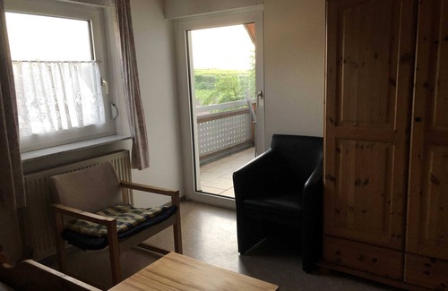 Oberrotweil Apartment | Vacation apartment type 2, 50sqm, 2 bedrooms by arrangement - Ferienhaus Irene
