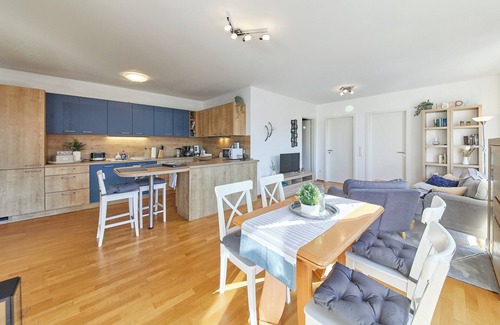 Historic Downtown Apartment | Vacation apartment at home & on the road