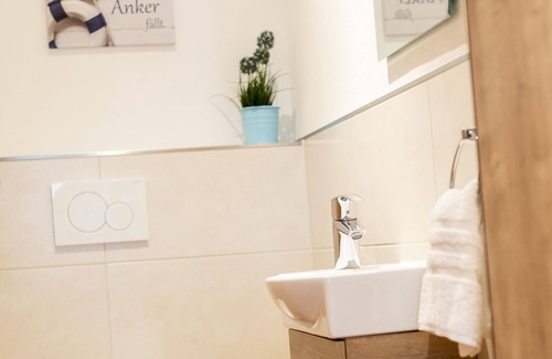 Boedefeld Apartment | Vacation apartment "Katarina 2" right next to the Landhotel Albers - your landlords