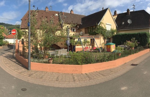 Burrweiler Apartment | Vacation apartment/apartment for 5 guests with 70m² in Burrweiler (133062)