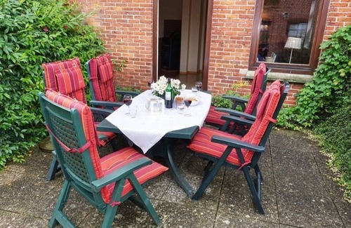 Schwackendorf Apartment | Vacation apartment/apartment for 5 guests with 90m² in Hasselberg (145680)