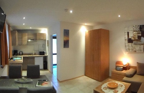 Bischofsdhron Apartment | Vacation apartment "Am Brunnen" - Bichlhof Bärfra
