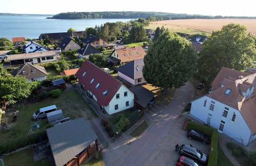 Muritz Apartment | Vacation apartment Rosenhof on Lake Plau