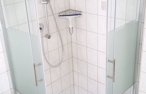 Seitzenhahn Apartment | Vacation apartment and fitter's apartment zum Wiesengrund with parking facilities