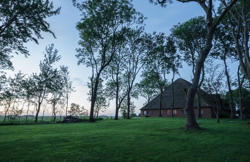 Welt Apartment | Vacation apartment "Haubarg Windschuur 8" in Welt for 4 persons
