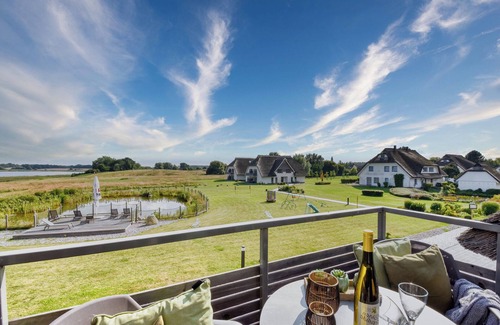 Putbus Apartment | Vacation apartment Wiesenpieper in Wreecher Idyll