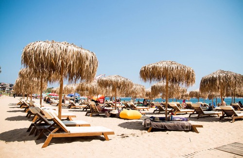 Chernomorets Apartment | Vacation apartment with stunning sea views