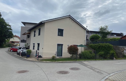 Laufen Apartment | Vacation apartment with Salzach view, terrace and quiet location