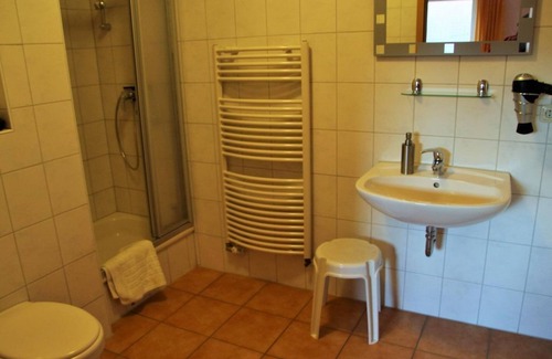Emmerthal Bed & Breakfast | Vacation Apartment Zur Sonne - Müllers Hof Vacation Apartments/Pension