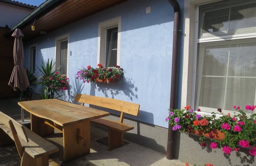 Sankt Andra am Zicksee Apartment | Vacation apartment/apartment for 5 guests with 80m² in Sankt Andrä am Zicksee (273333)