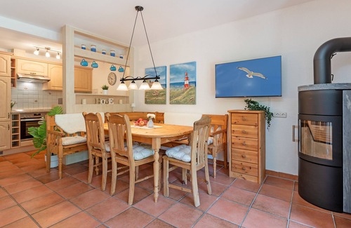 Scharbeutz House | Vacation home for 5 guests with 90m² in Scharbeutz-Klingberg (296757)