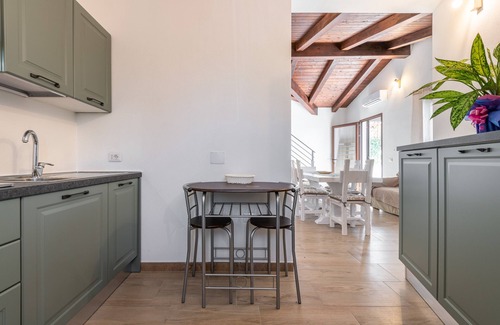 San Giovanni Suergiu House | Vacation Home "Casa Giovanna" with Private Terrace, Garden & A/C