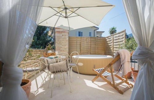 Ika House | Vacation home Aničić by Interhome