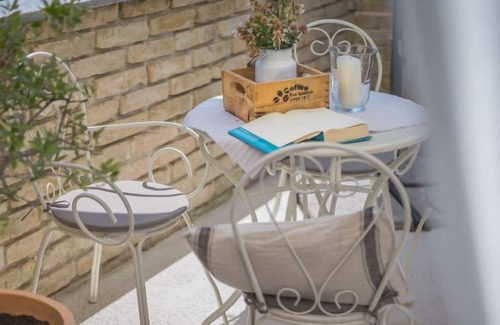 Ika House | Vacation home Aničić by Interhome