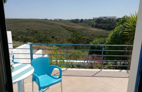 Aljezur House | Vacation Home "Brisamar" near Beach with Private Terrace & Wi-Fi
