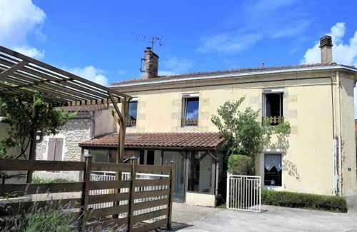 Begadan House | Vacation home Céline by Interhome