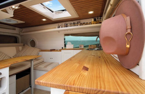 Telde RV Rental | Vacation Home 'Camper Inik' with Sea View & Wi-Fi