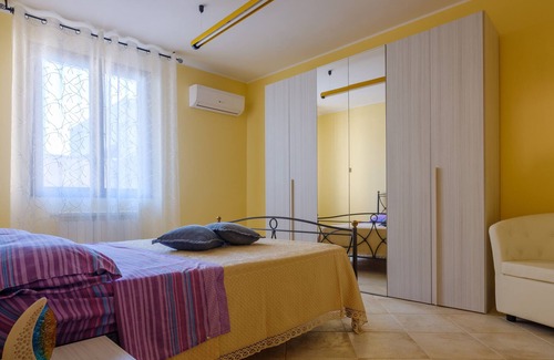 Vernole House | Vacation Home 'Casa Corte Pupino' with Private Terrace & A/C