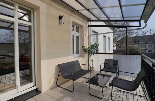 Altstadt House | Vacation home directly on the Moselle in Trier. New building for 6 people with parking space