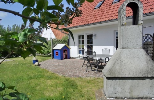 Graal House | Vacation home FH1 - LUXURY vacation home with WLAN for 8 pers. NOW with wallbox
