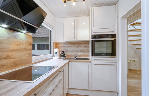 Reimboldshausen House | Vacation home for 7 guests with 102m² in Kirchheim (152920)