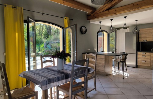 Mercuer House | Vacation home in Ardèche with swimming pool. Calm and natural!
