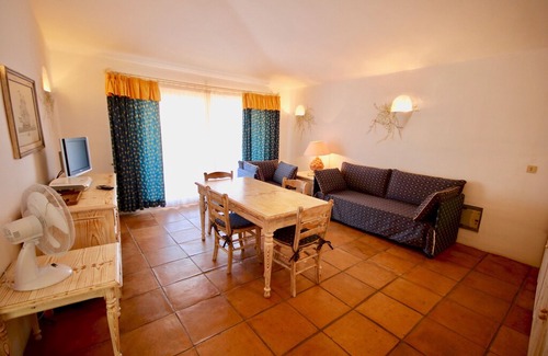 Cala di Volpe Apartment | Vacation Home in Porto Cervo with 1 bedrooms sleeps 3