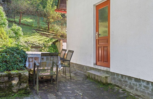 Splzov House | Vacation home Jahor by Interhome
