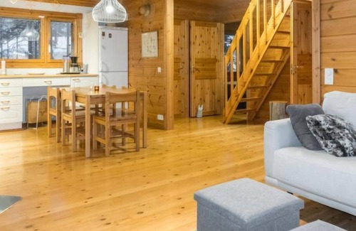 Oulu House | Vacation home Kanervarinne in Haukipudas - 6 persons, 1 bedrooms