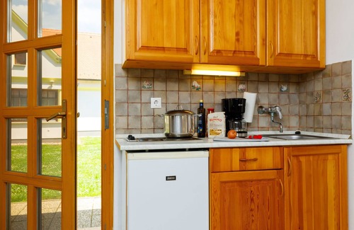 Kehidakustany House | Vacation home Kehida by Interhome