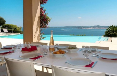 Guerrevieille House | Vacation home Lei Suve (GRI175) in Grimaud - 6 persons, 3 bedrooms