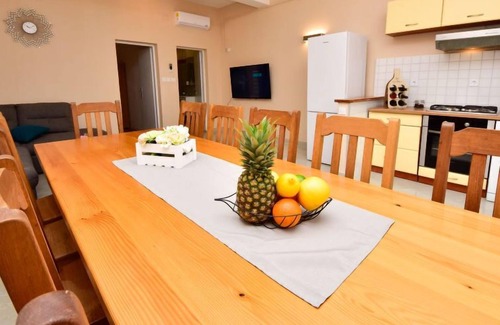 Krusevo House | Vacation home Milka by Interhome