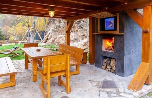 Benecko House | Vacation home Mrklov by Interhome